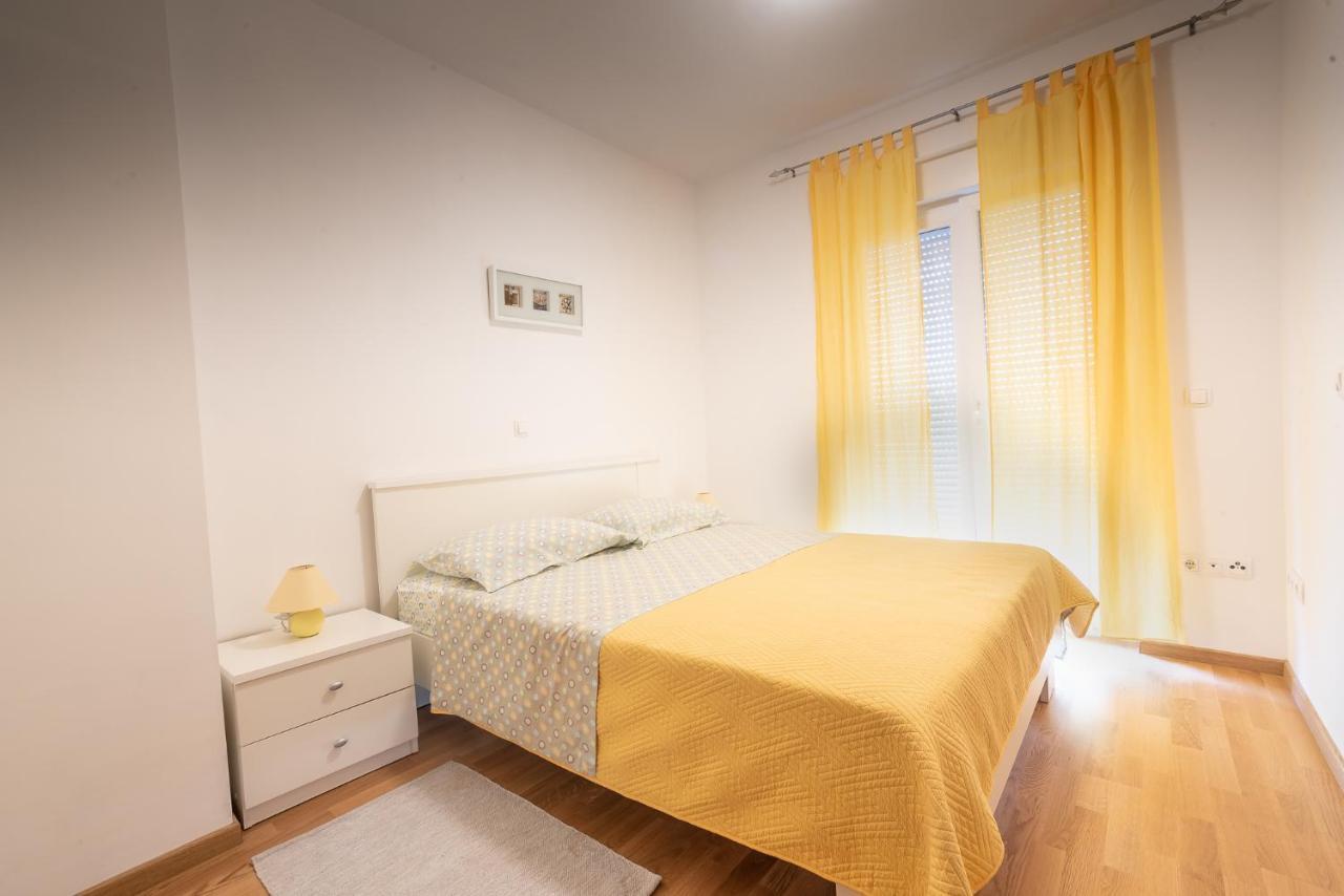 Apartments Sandrina Врси Экстерьер фото